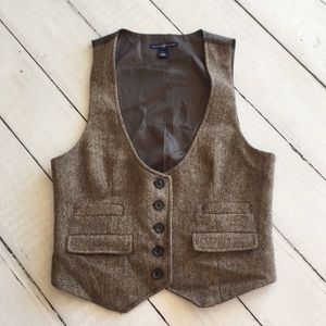 Gap women’s tweed vest